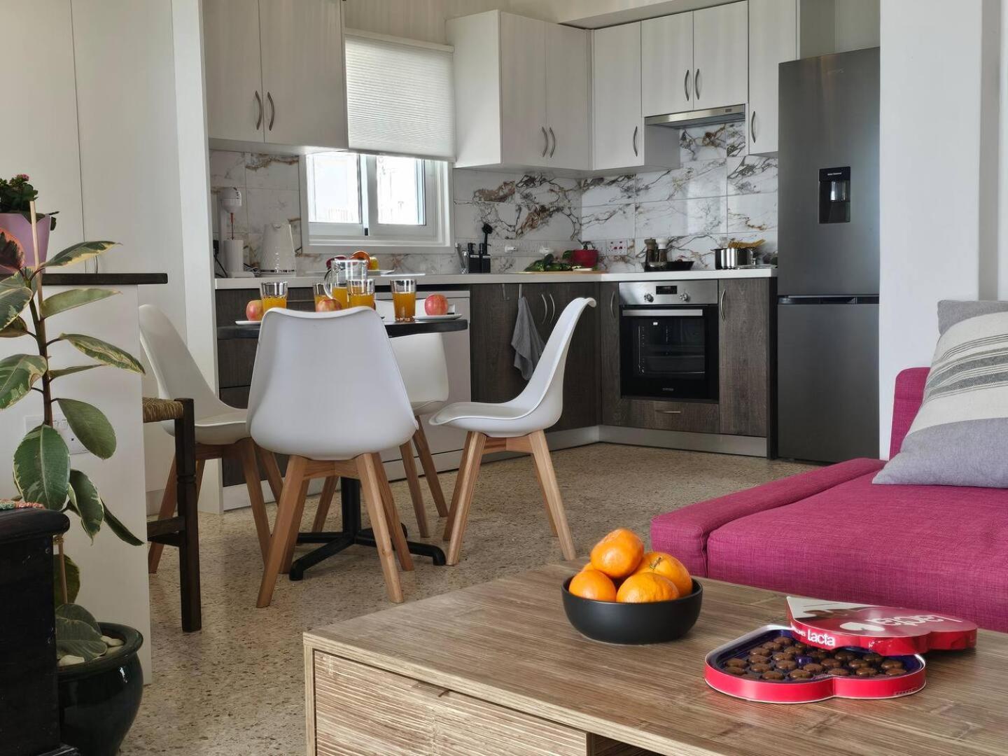 Ammos Beachfront Villa Paradise Ларнака Экстерьер фото